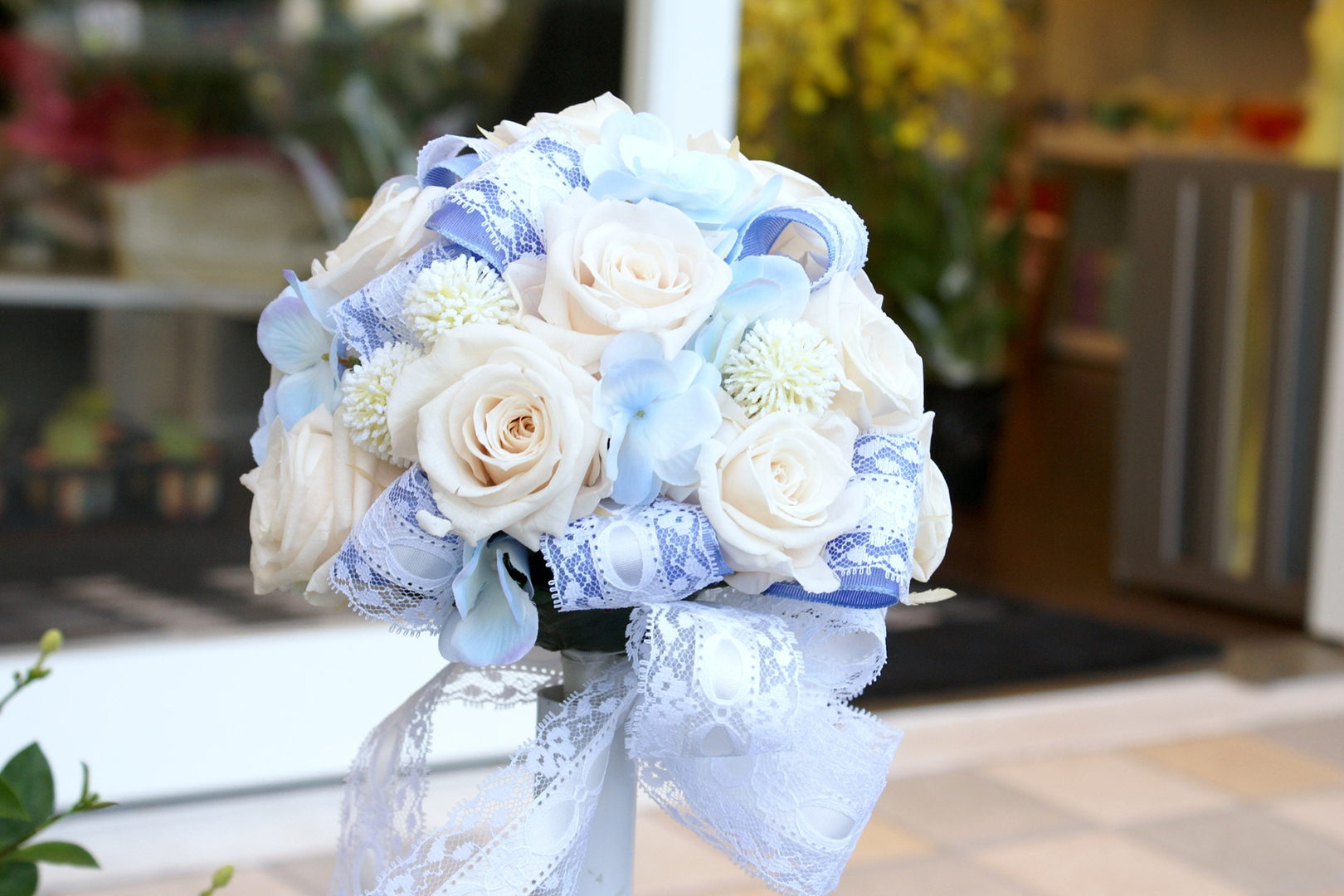 結婚式に取り入れたいサムシングブルーとは？ ｜婚約指輪・結婚指輪